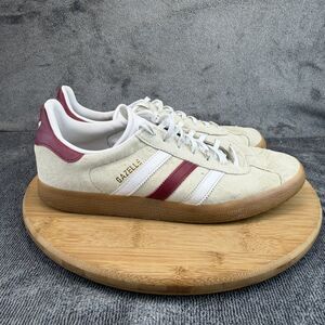 Adidas Gazelle Shoes Mens Size 10.5 Beige Suede Sneakers Low Top IG0672
